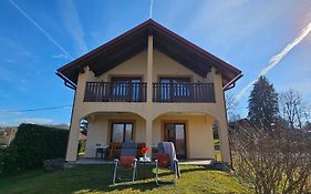 Holiday House And Apartments Vale